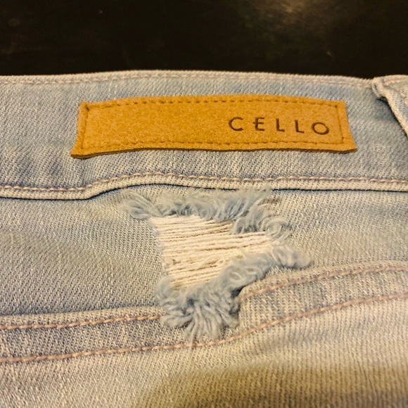 Cello Ripped Mid Length Jean Shorts Light Wash - Picture 6 of 7